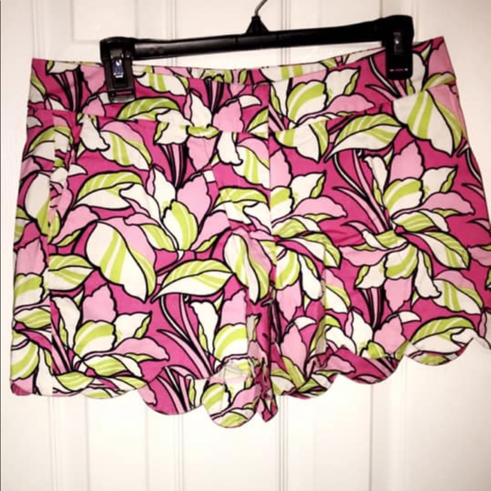 Crown and Ivy shorts
